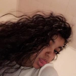 Meet your Posher, Beatriz